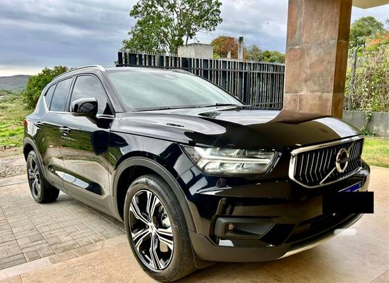 VOLVO XC40 1.5 T5 RECHARGE INSCRIPTION GEARTRONIC VOLVO XC40 1.5 T5 RECHARGE INSCRIPTION GEARTRONIC